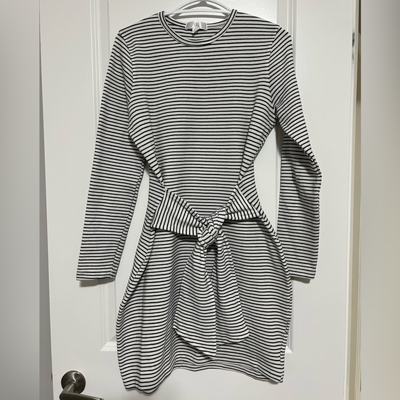 Misguided size M long sleeve stripe dress - Picture 4 of 9